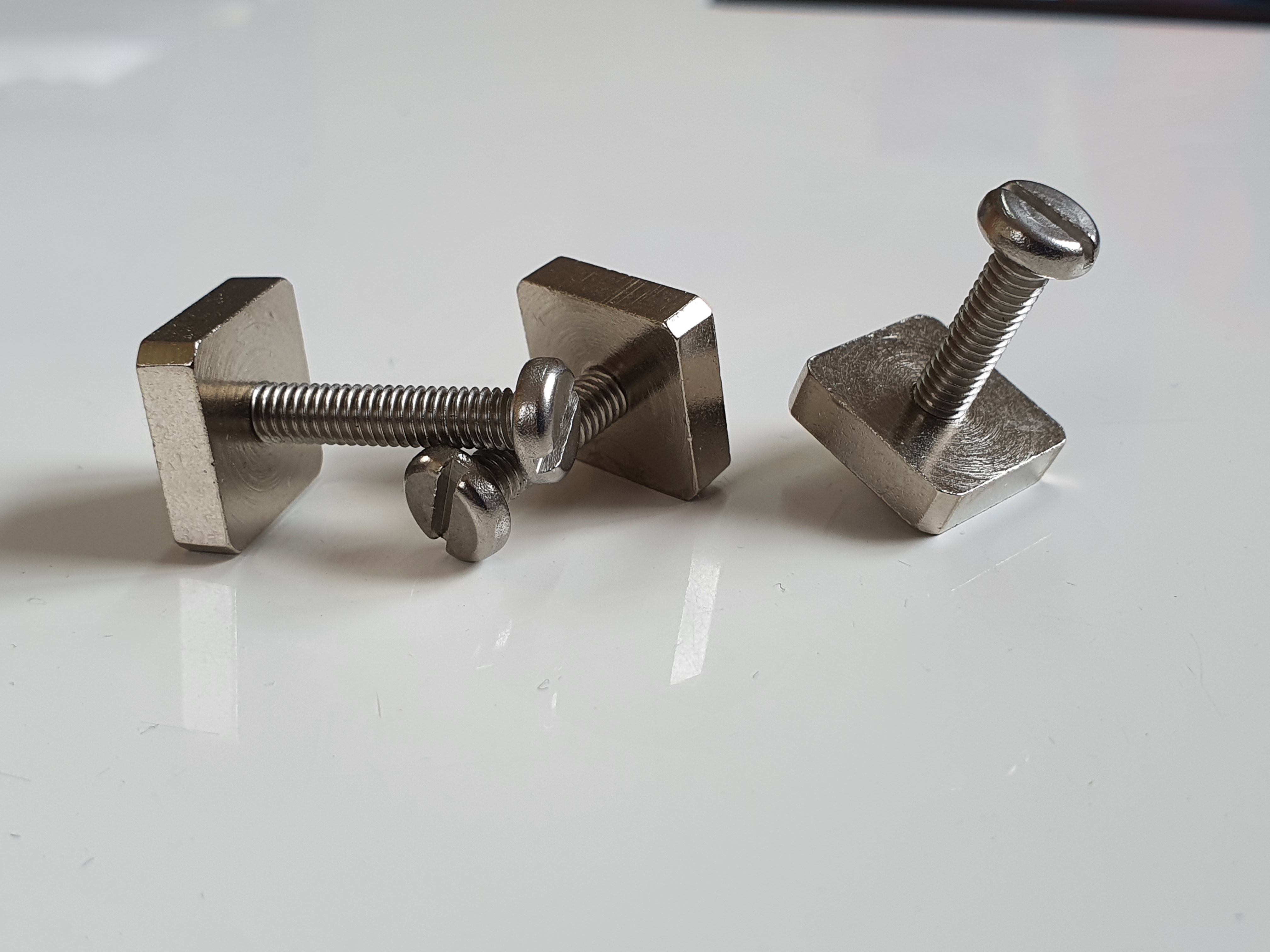 Fin bolts and square nuts 
