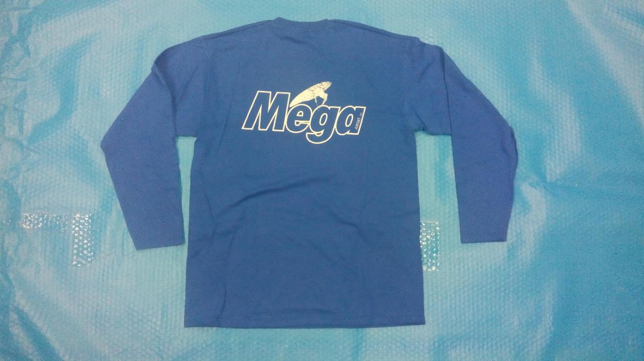 Mega long sleeve T shirt